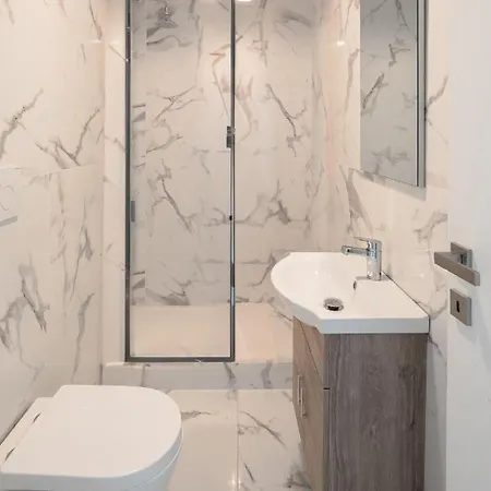 Claudio Vaticano Appartamento Roma